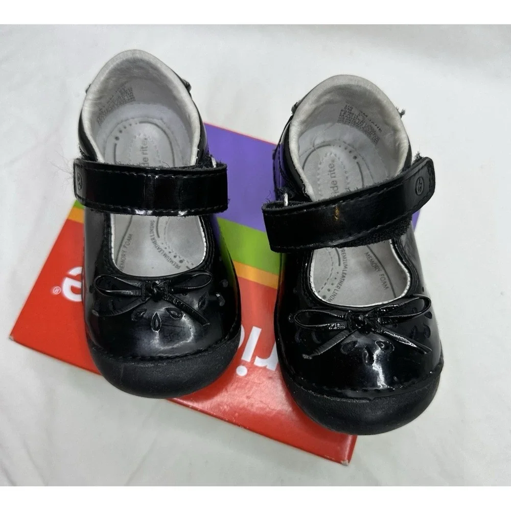 Stride Rite Mary Jane Black Girls Patent Leather Bow Sz 5 M with box
